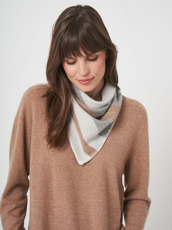 Bandana cachemire rayé tissé – couture point de cheval image number 11