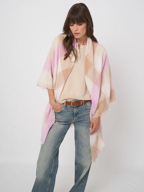 Soft organic cashmere blend scarf with fringe