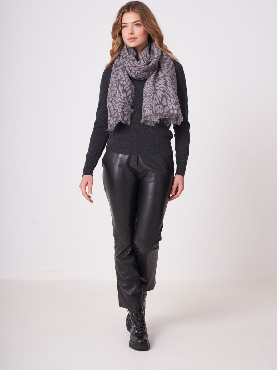 Woven printed scarf image number 3