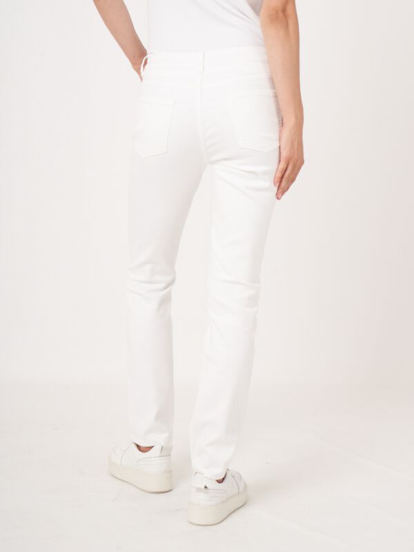 Straight-Cut Jeans image number 3