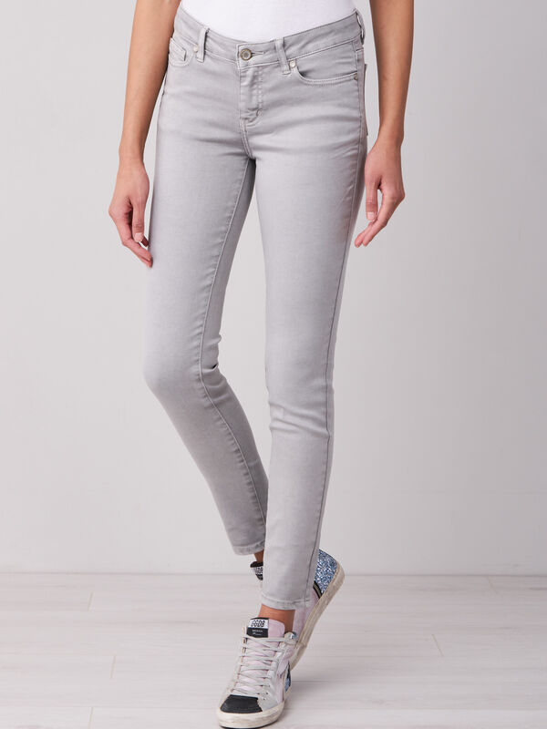 Straight-Cut Jeans image number 0