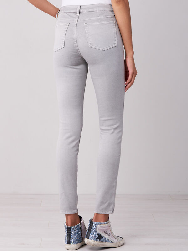 Skinny women's pants image number 1