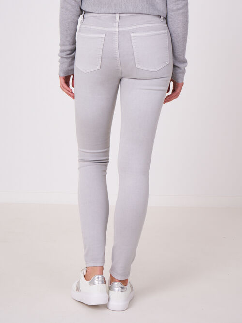 Skinny women's pants