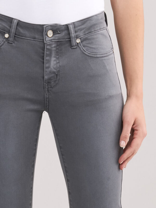 Straight-Cut Jeans image number 3
