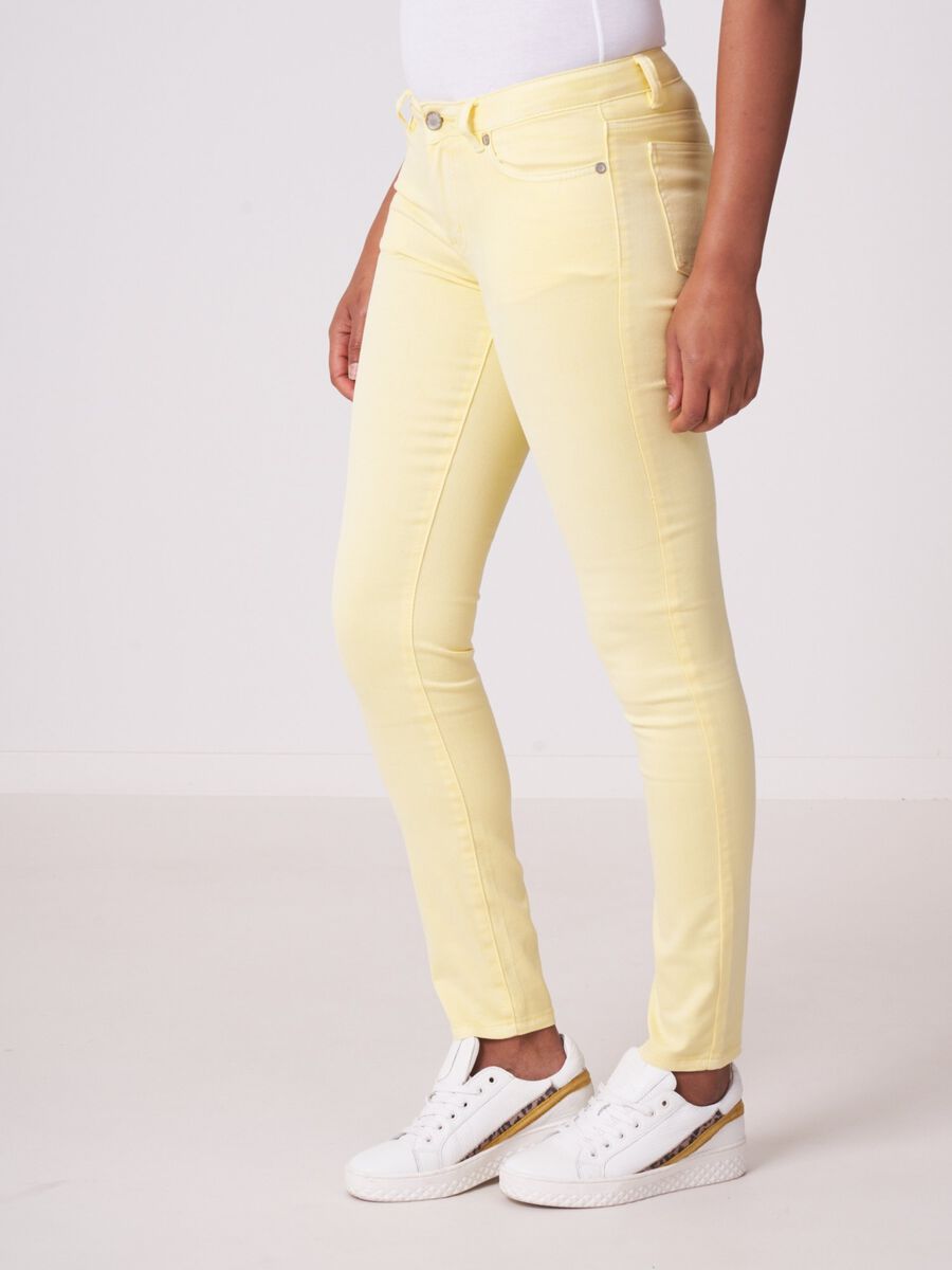 Straight-Cut Jeans image number 120