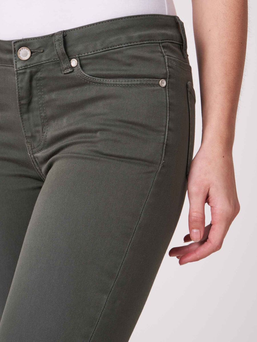 Straight-Cut Jeans image number 191