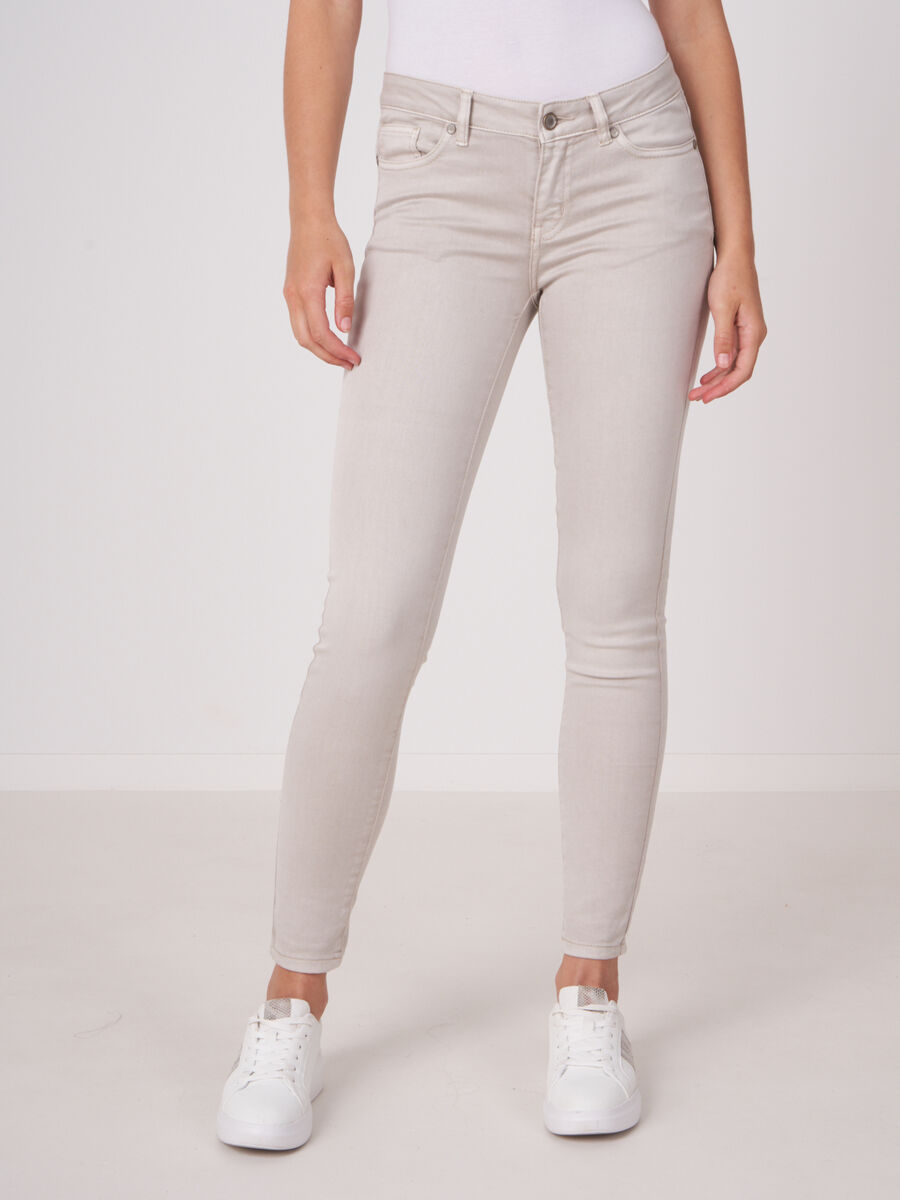 Straight-Cut Jeans image number 193