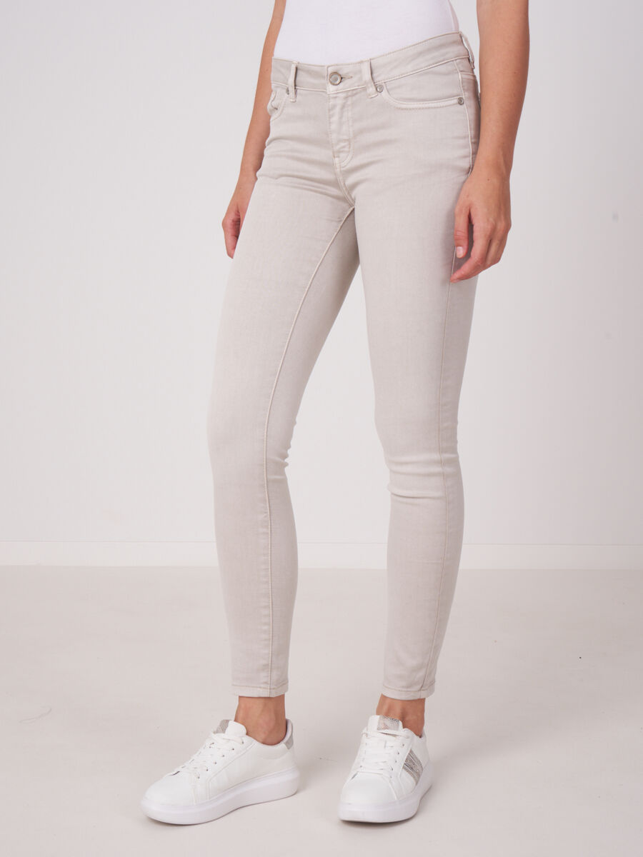 Straight-Cut Jeans image number 196