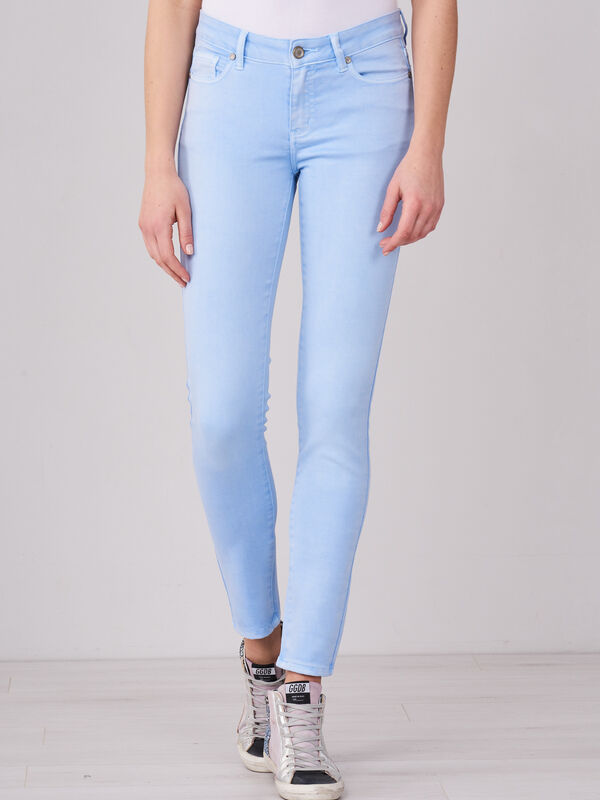 Skinny women's pants image number 0