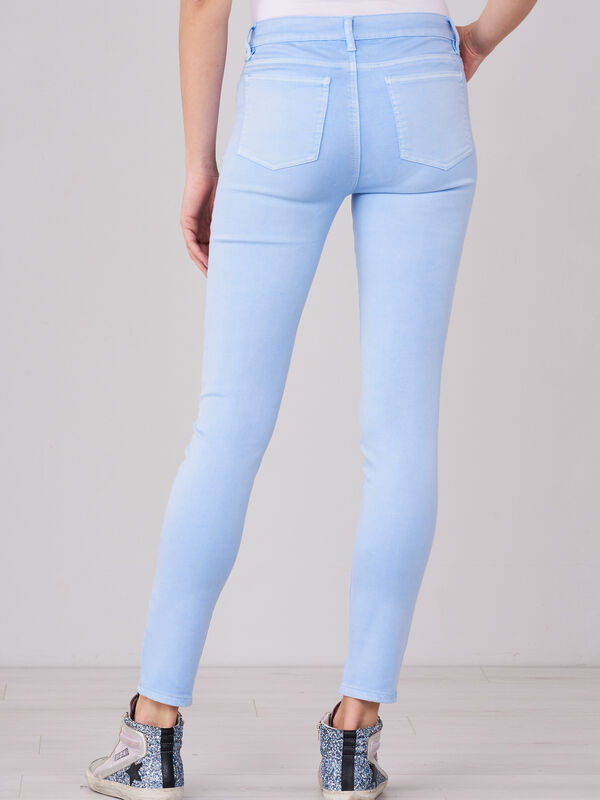 Skinny women's pants image number 3