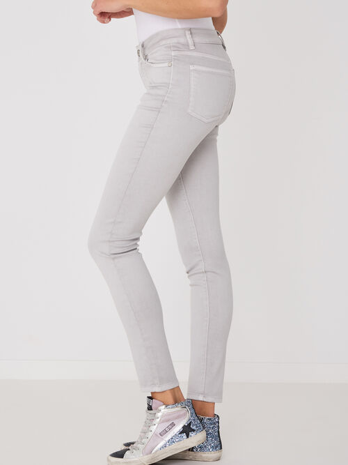 Skinny women's pants