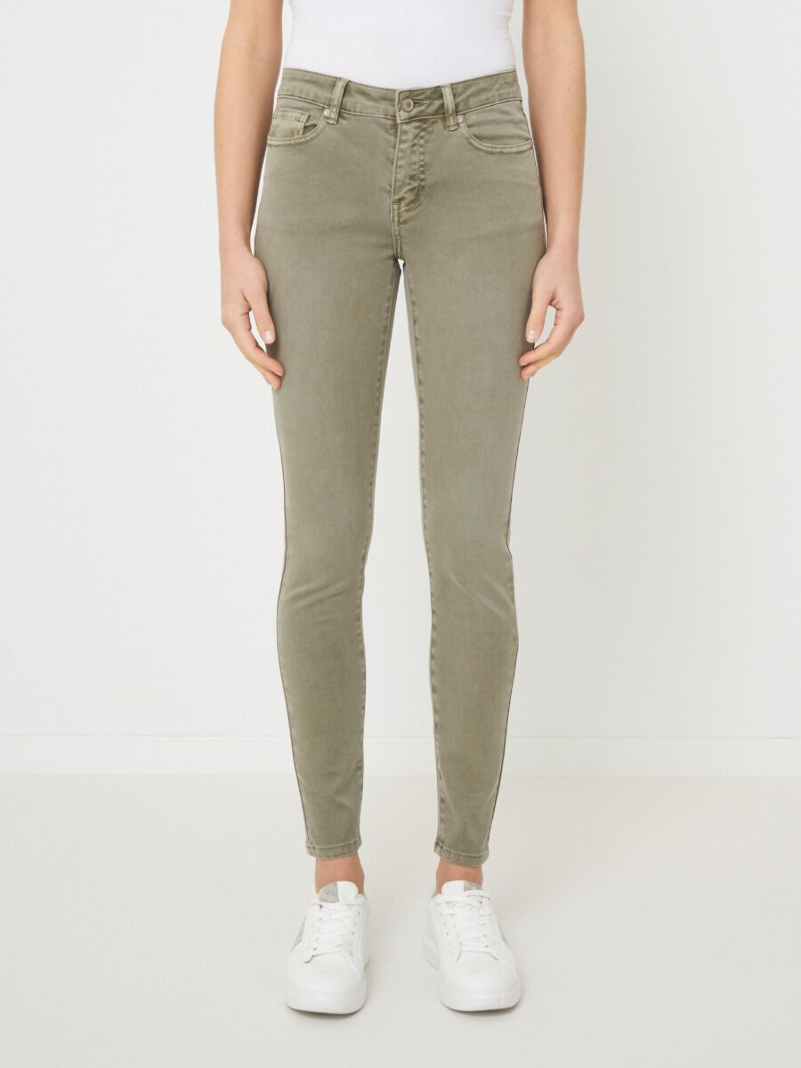 Straight-Cut Jeans image number 256