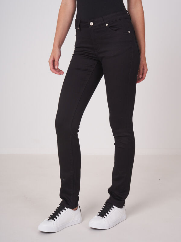 Jeans à jambes droites image number 0