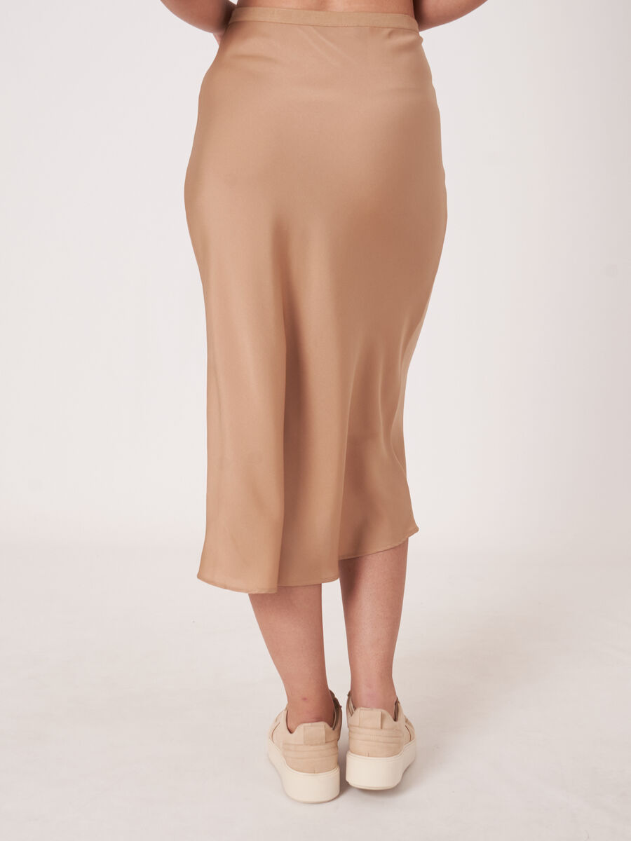 Jupe en soie avec ceinture taille &eacute;lastique image number 1