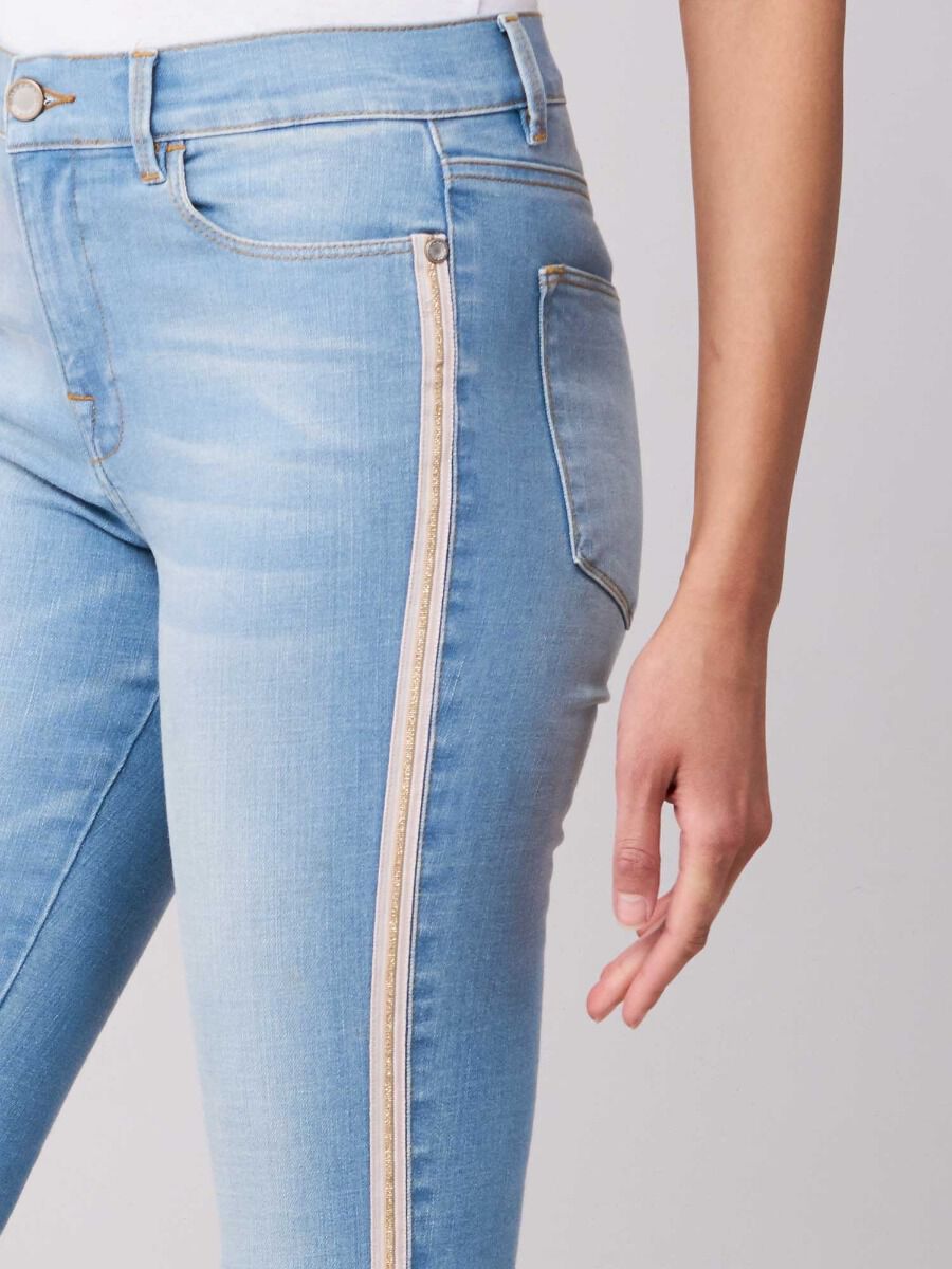 Jeans with stripe detail