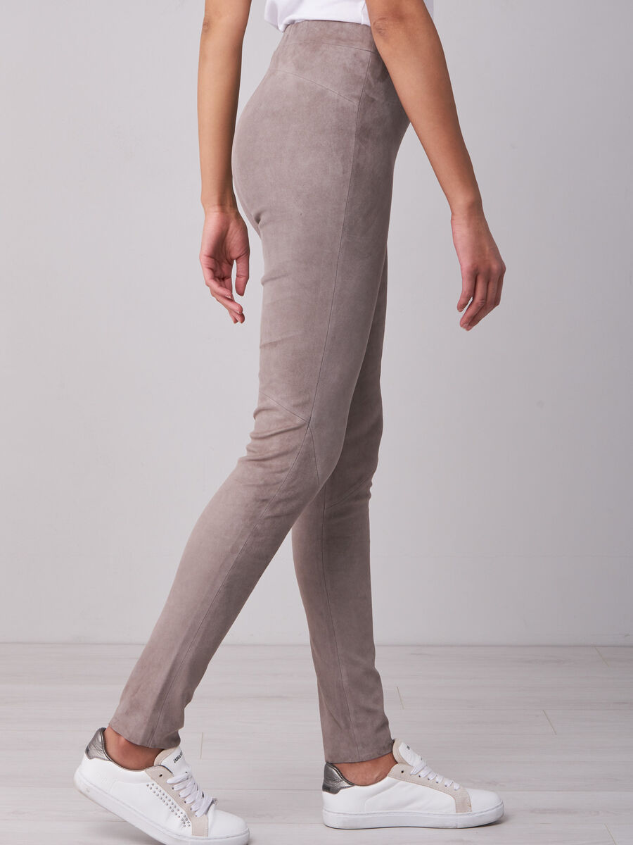 Pantalon en daim image number 9