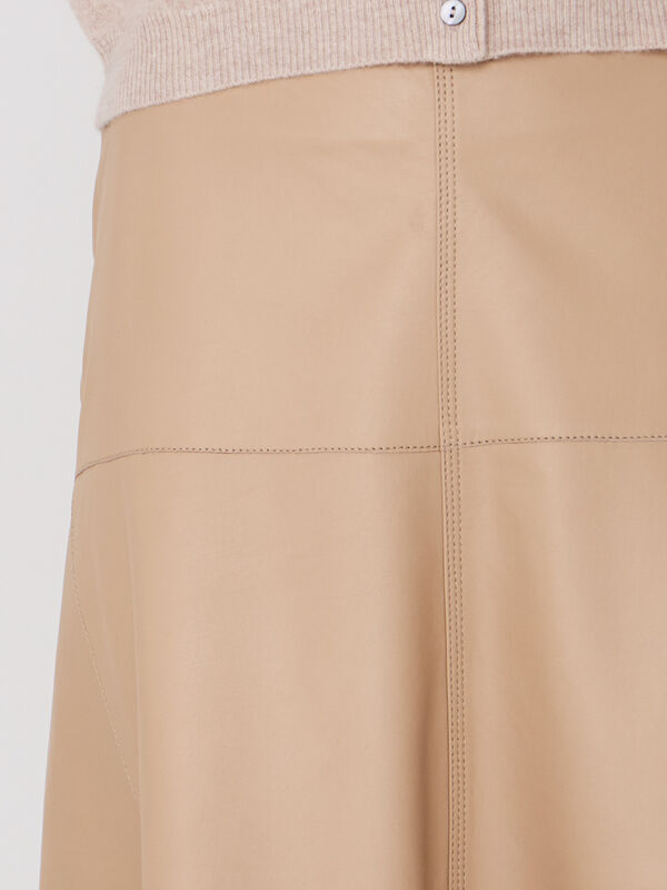 Lederrock image number 2