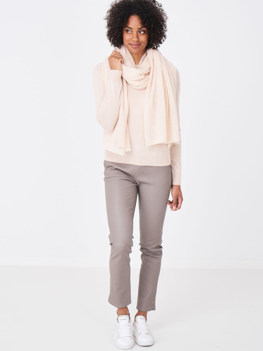 Leather pants image number 3