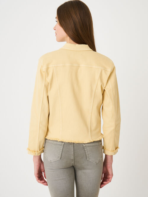 Denim-Jacke mit Fransen