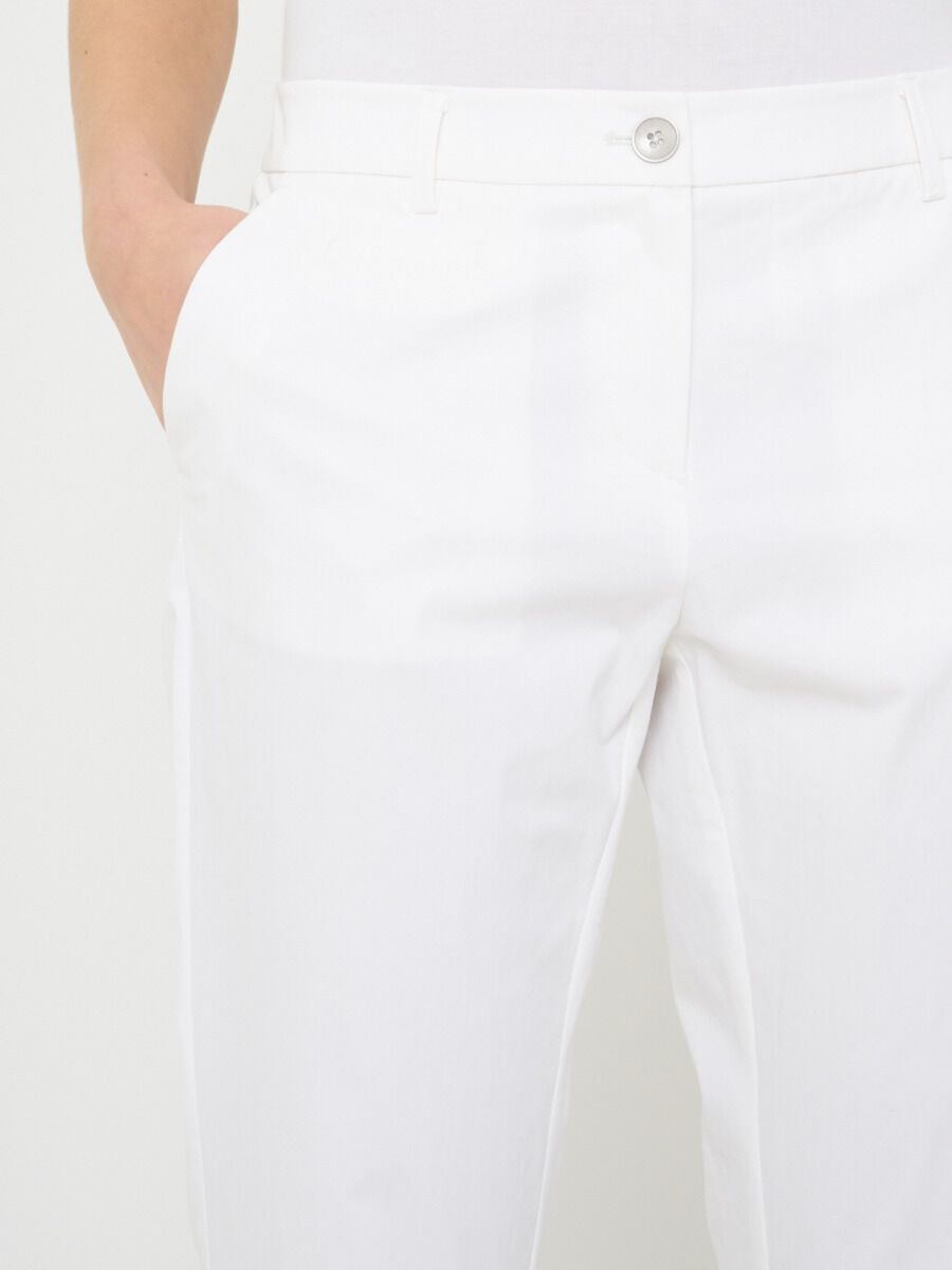 Basic stretch cotton women's chinos image number 2