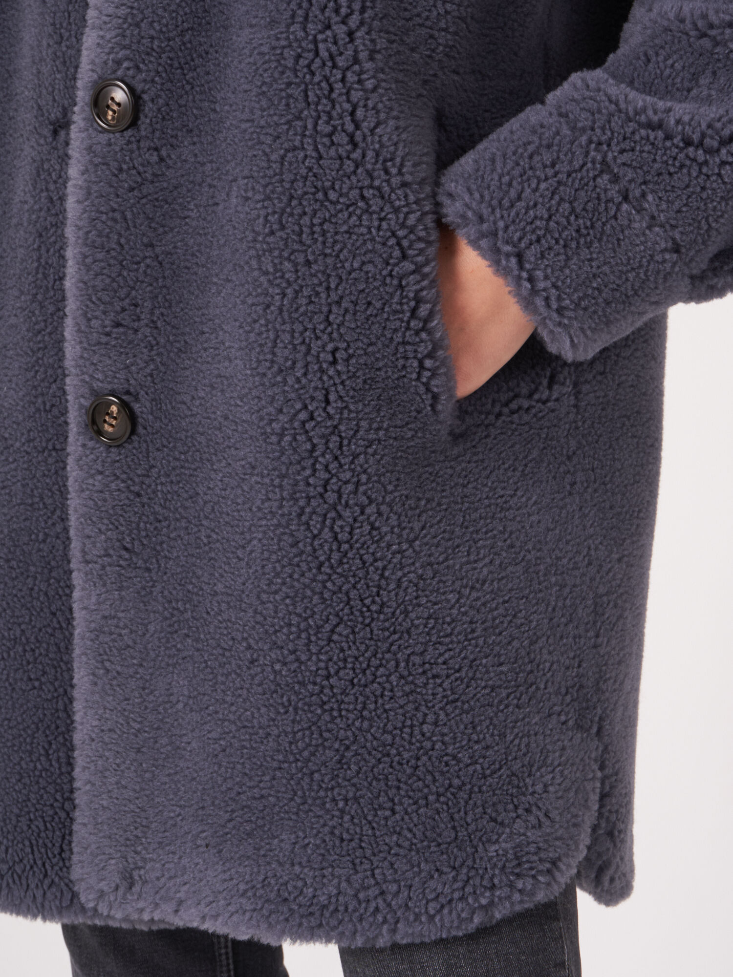 radikal Kamel pin Women's Mid length reversible faux shearling coat | REPEAT cashmere