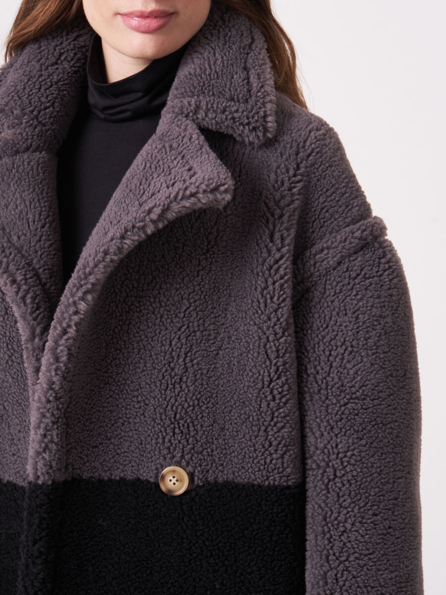Manteau faux shearling bicolore image number 3