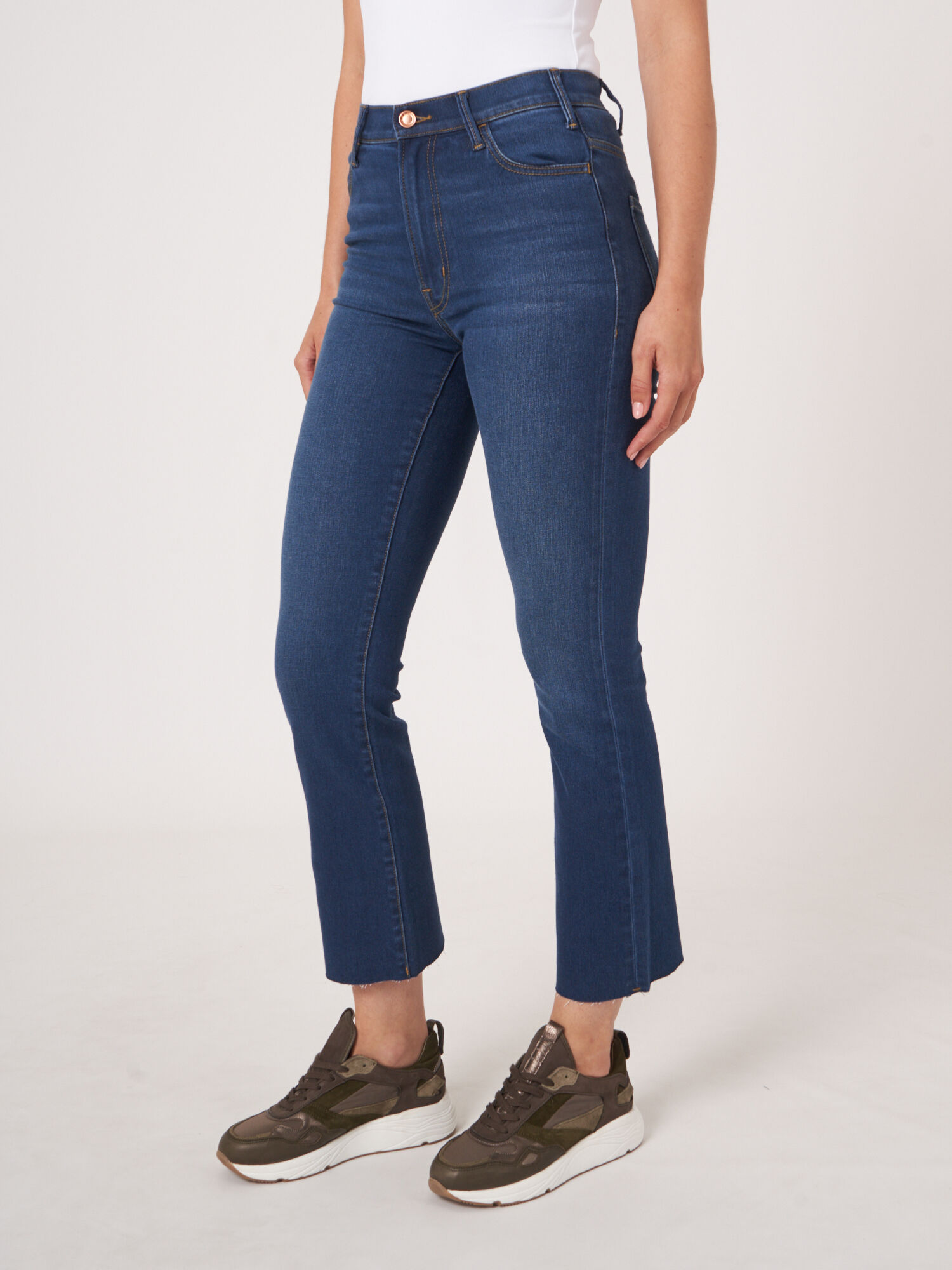 Bootcut jeans broek met gerafelde zoom
