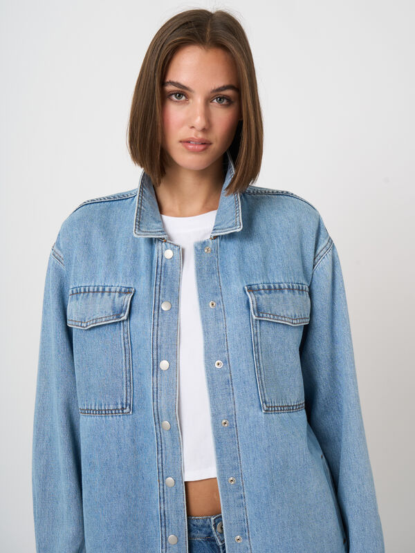 Denim shirt jacket image number 2
