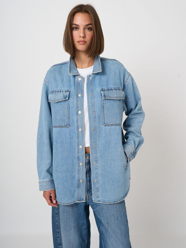 Denim shirt jacket image number 3