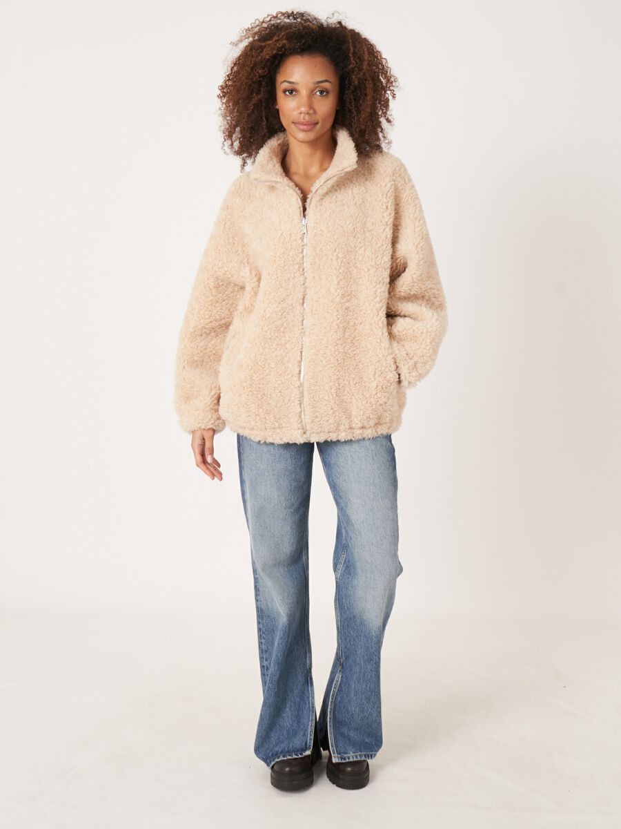 Omkeerbare jas van teddy wol met dubbele rits image number 7