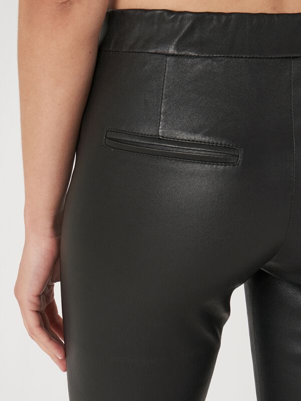 Korte bootcut leren broek image number 3