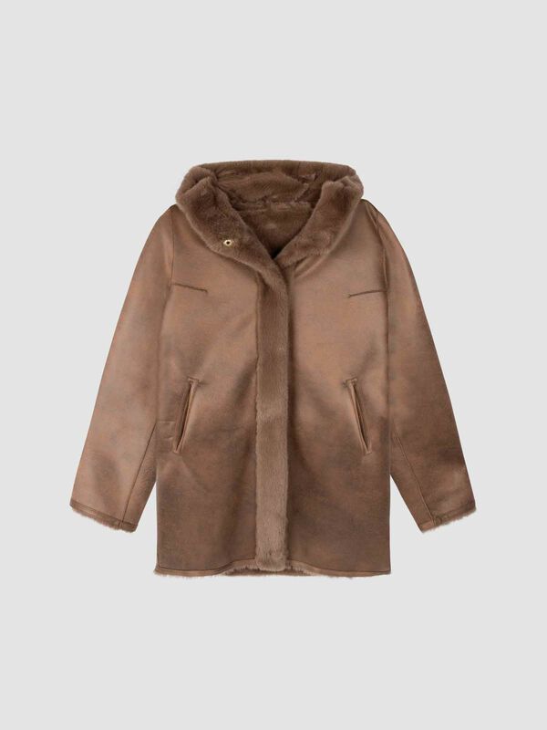 Manteau réversible en fausse fourrure avec capuche image number 2