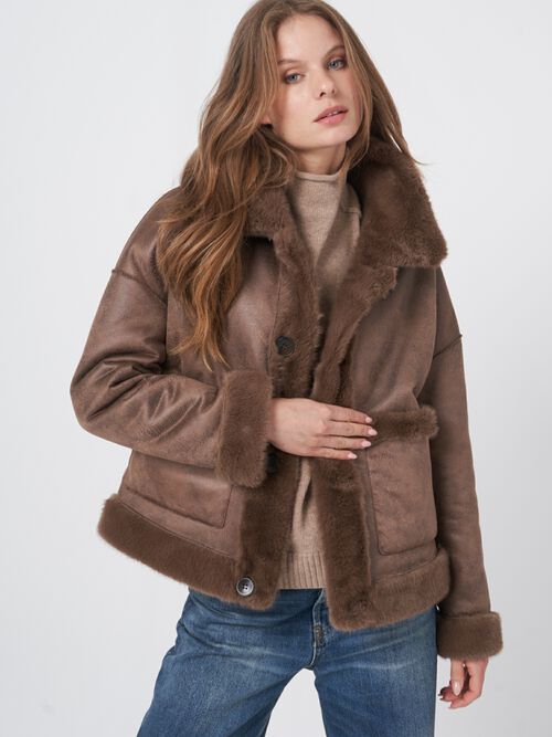 Korte omkeerbare faux fur jas