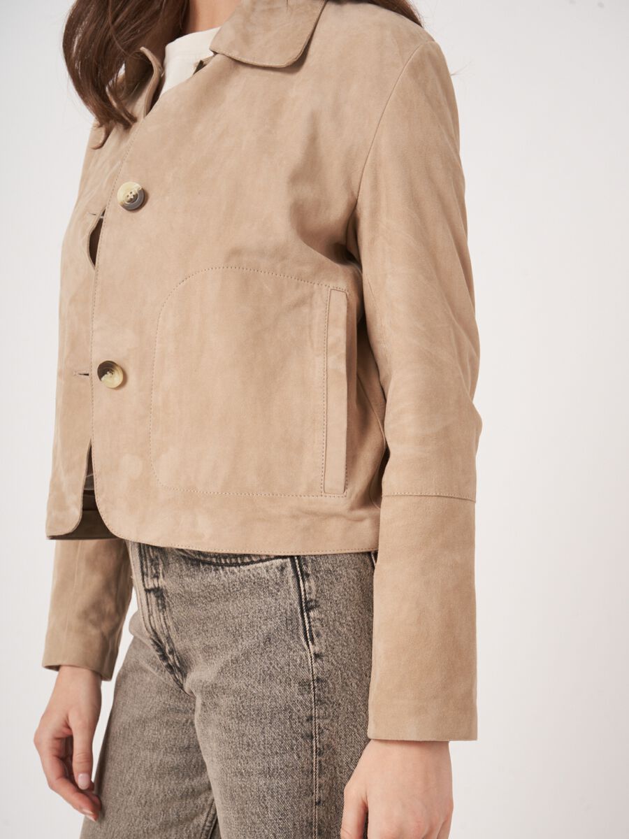 Veste courte femme en daim &mdash; col chemise & style repeat image number 3