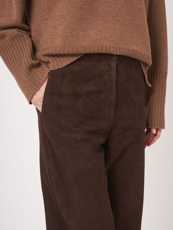 Damenhose Straight Leg aus Ziegenvelours image number 5
