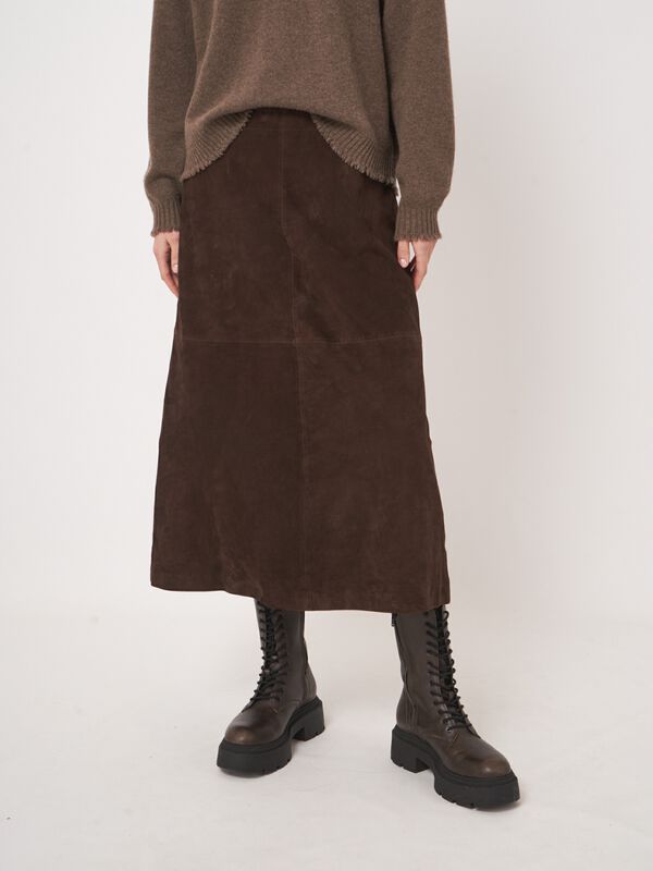 Jupe midi évasée en daim – élégance intemporelle image number 2