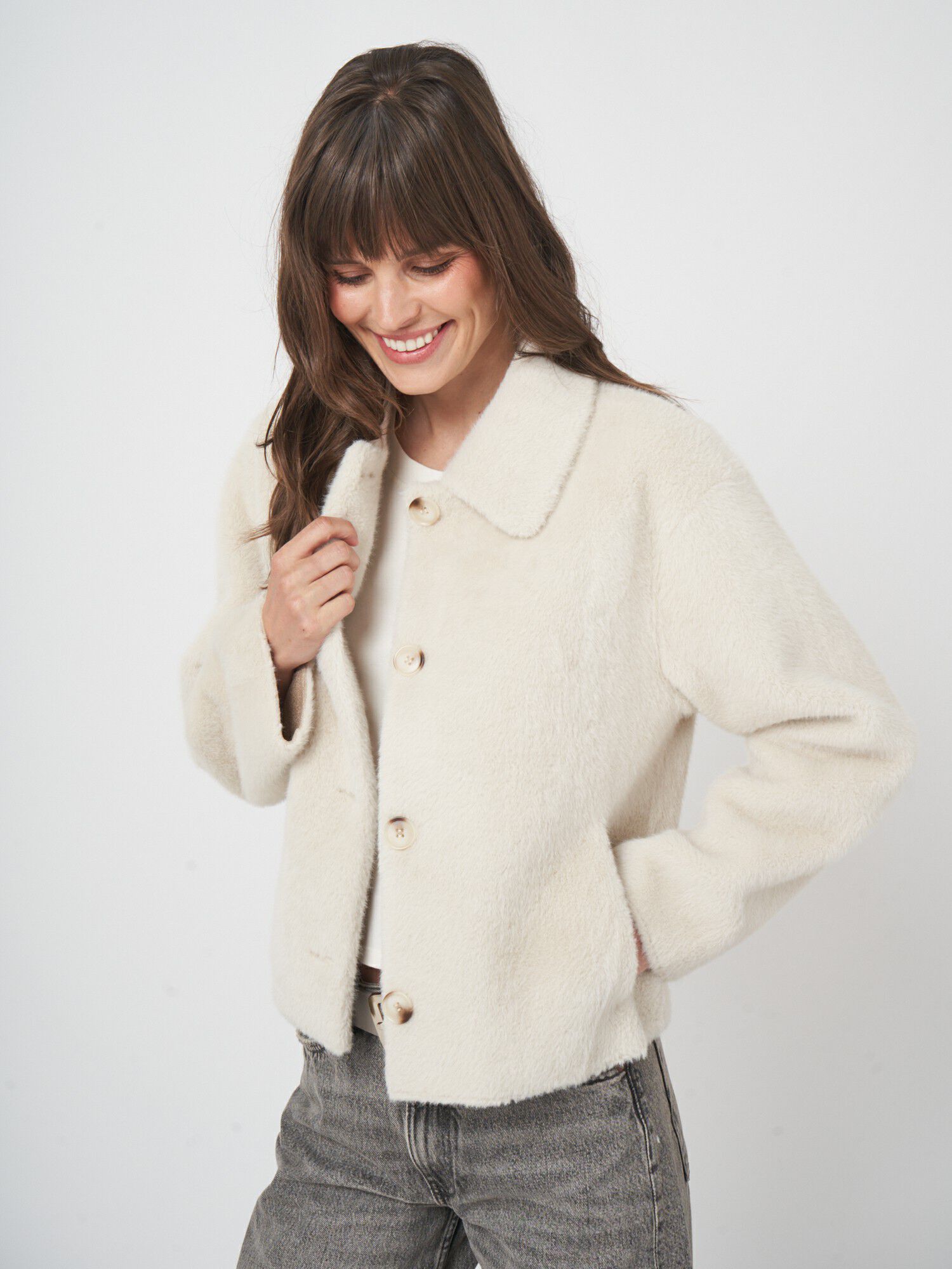 Korte jas van faux fur - comfort & klasse afbeelding
