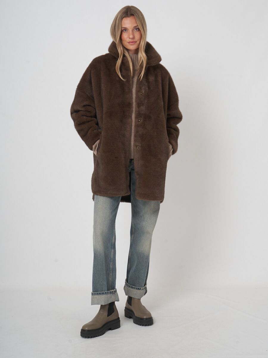 Oversized jas van faux mink - luxe en veelzijdig image number 2