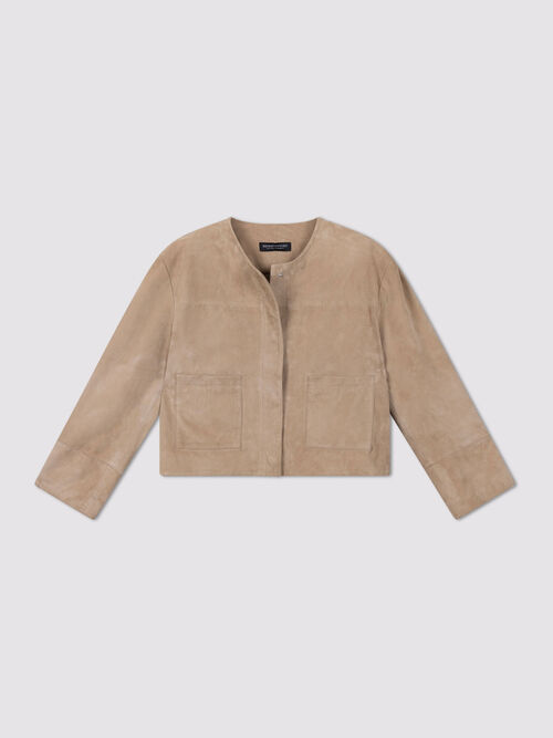 Women&rsquo;s suede goat leather jacket with round collar