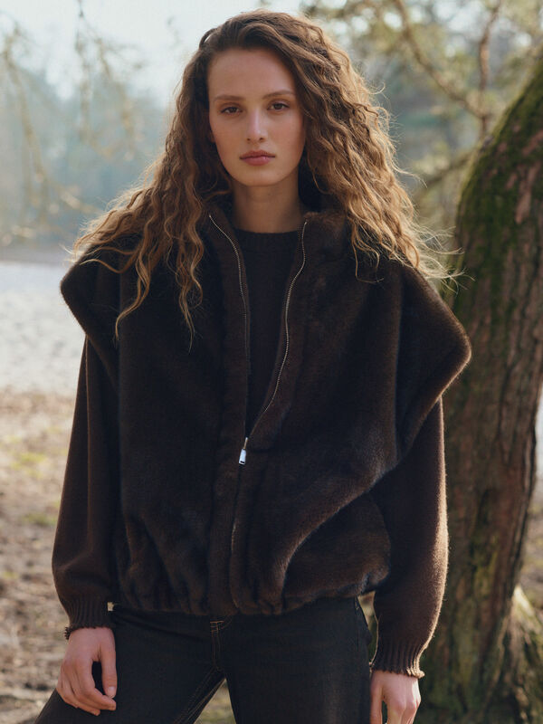 Reversible Faux-Mink Vest with Stand Collar image number 2