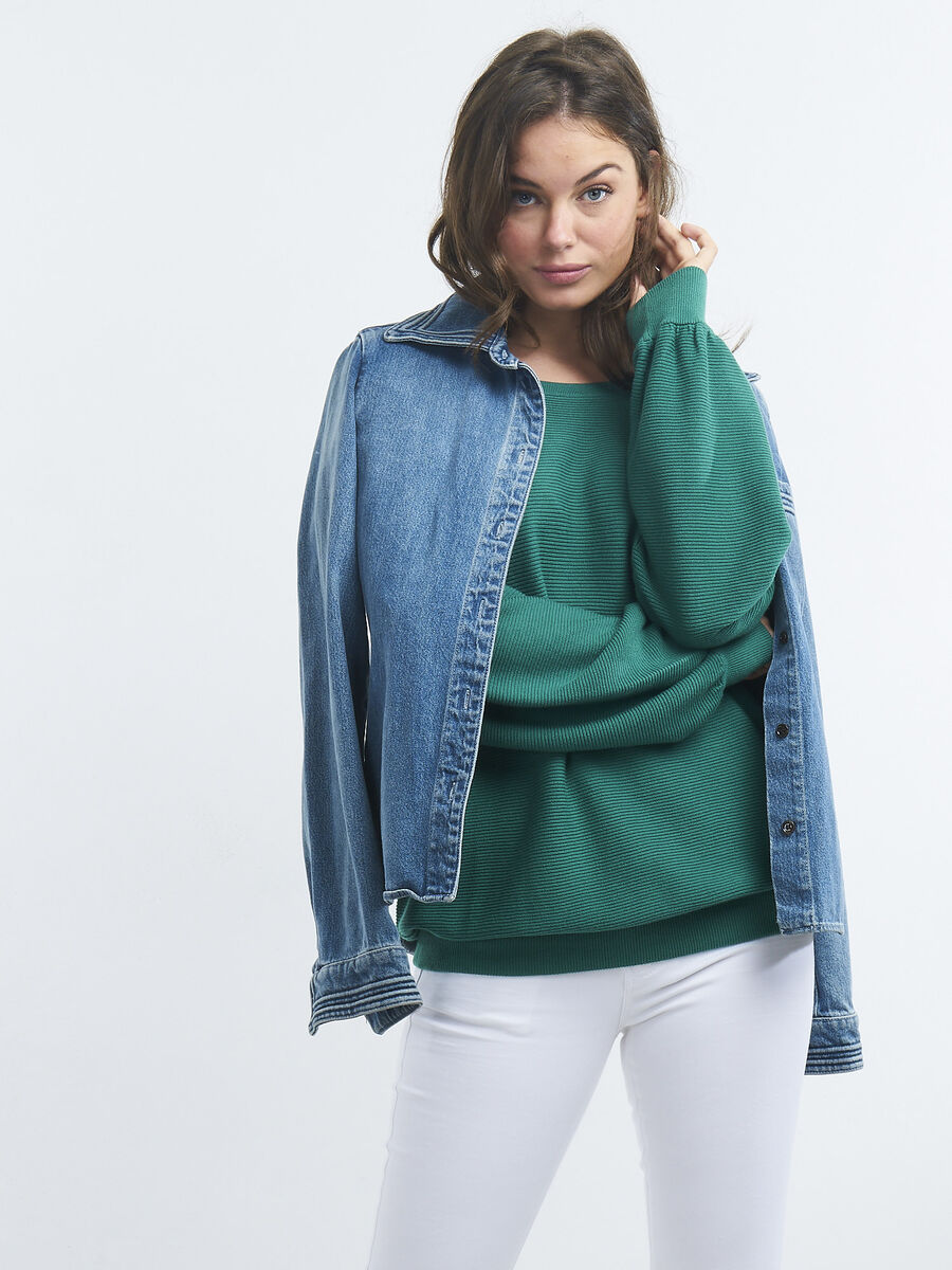 Oversized knit sweater image number 2