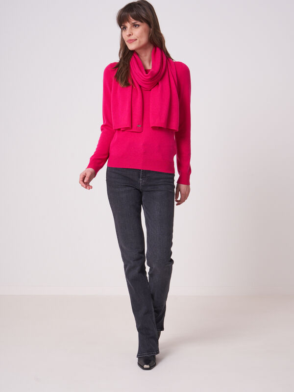 Organic cashmere scarf image number 3