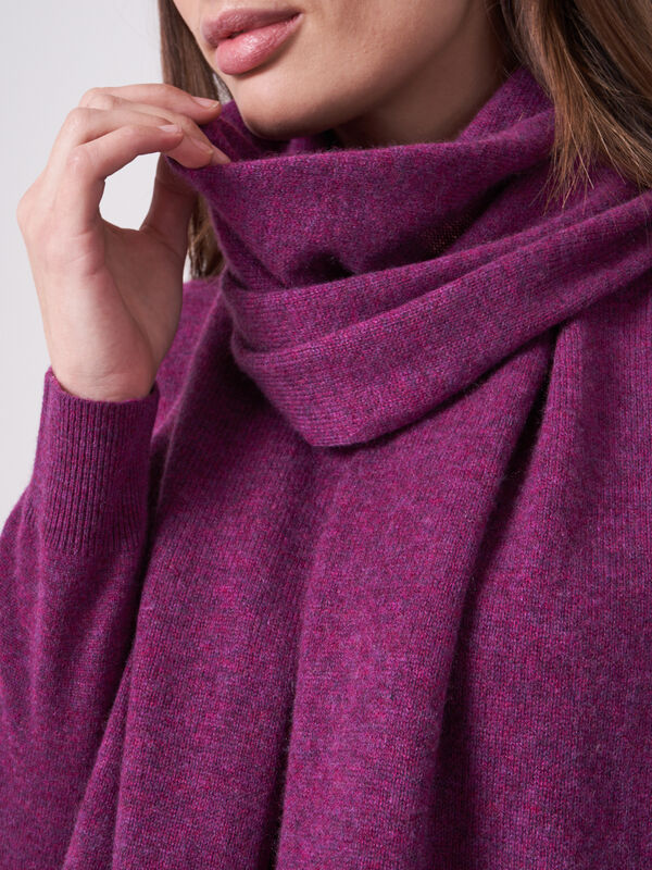 Organic cashmere scarf image number 2