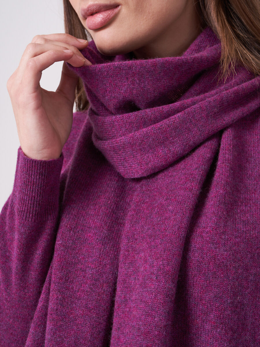 Organic cashmere scarf image number 2