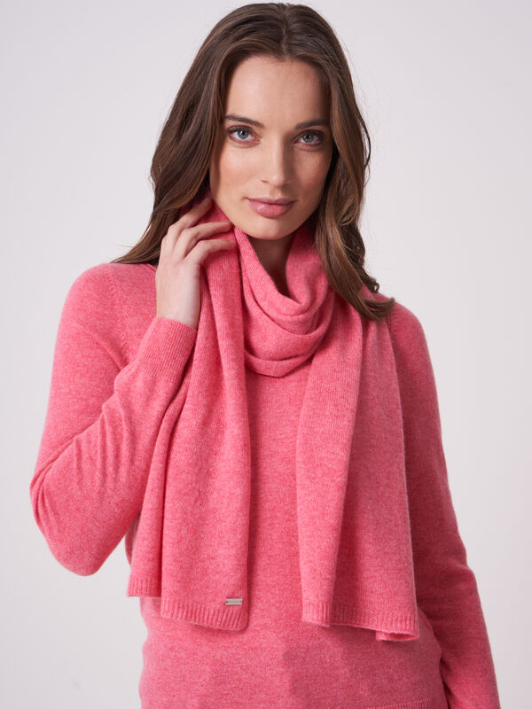 Organic cashmere scarf image number 1