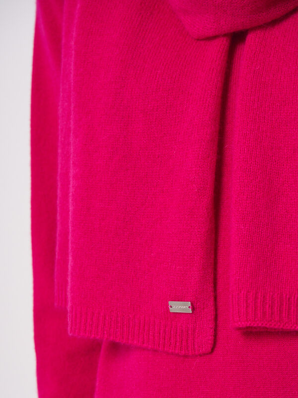 Organic cashmere scarf image number 2