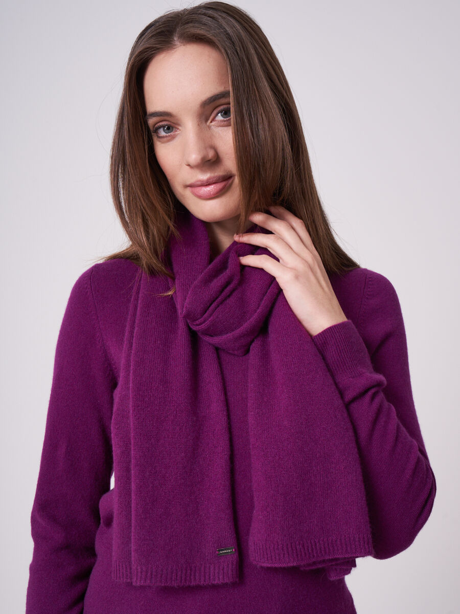 Organic cashmere scarf image number 1