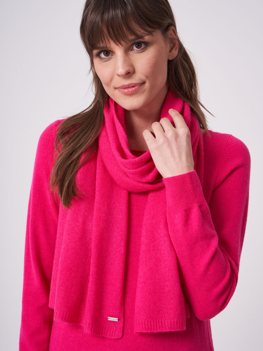 Organic cashmere scarf image number 1