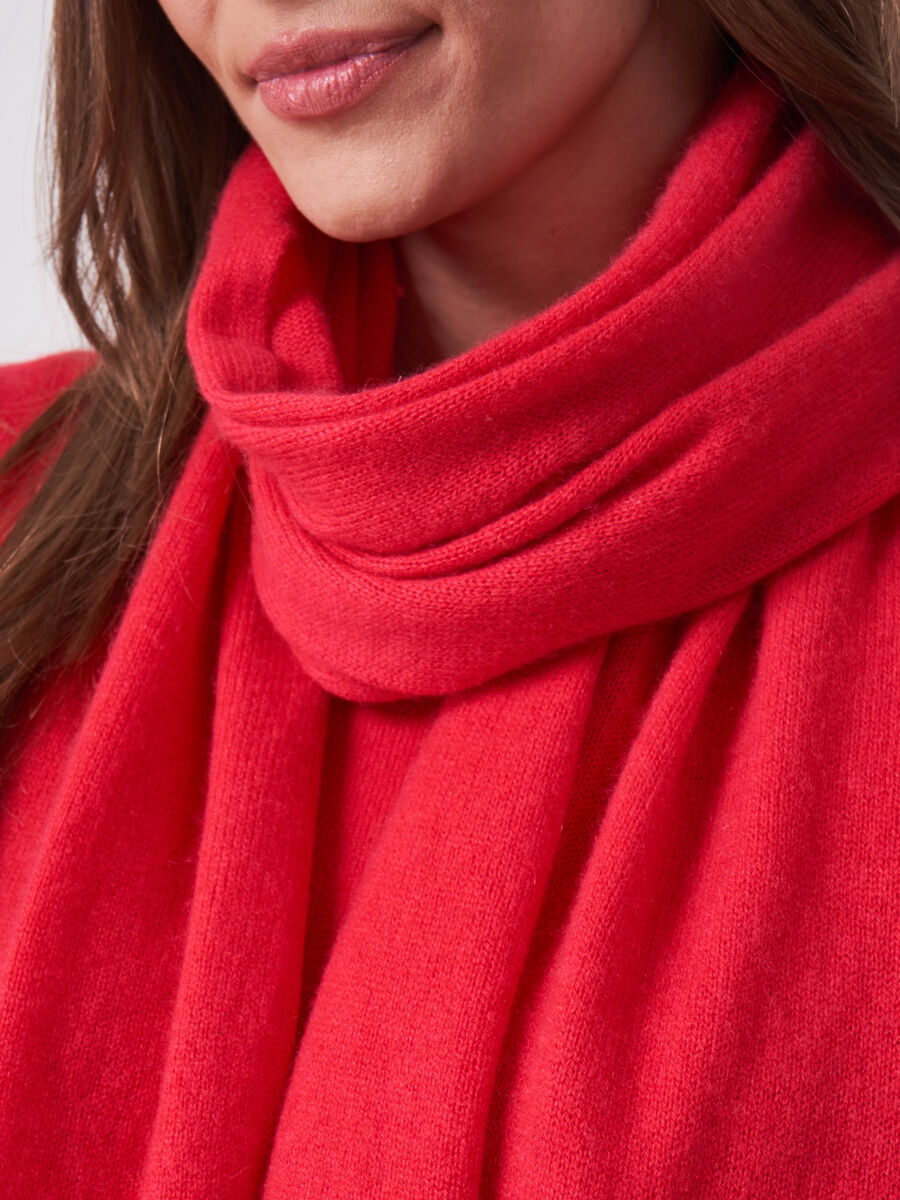 Organic cashmere scarf image number 2