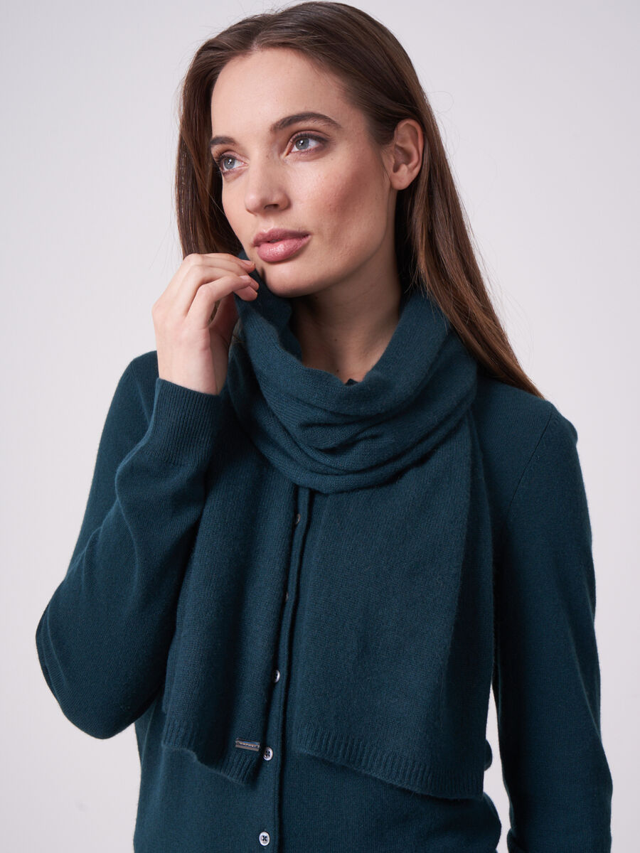 Organic cashmere scarf image number 1